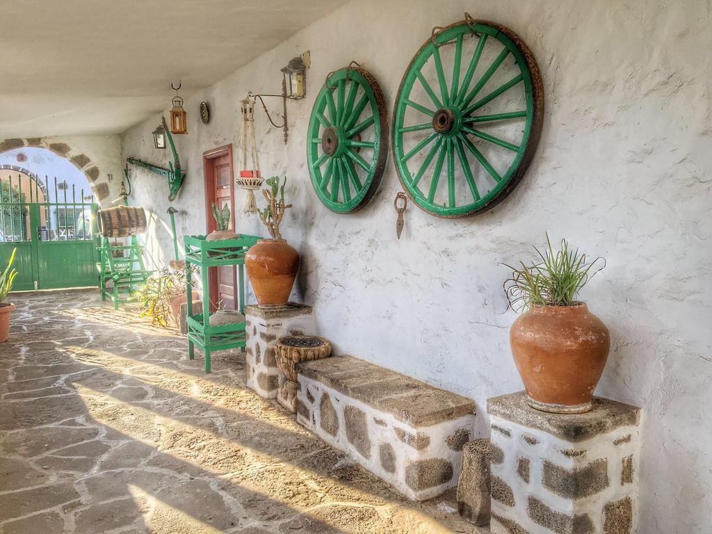 El Cortijo Eco Finca Hotel Ye Екстериор снимка